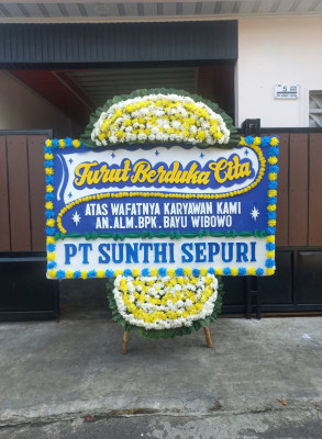 Papan Bunga Duka di Tobelo Selatan
